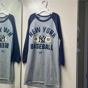 ⚾️ Nike New York Yankees NY baseball tee